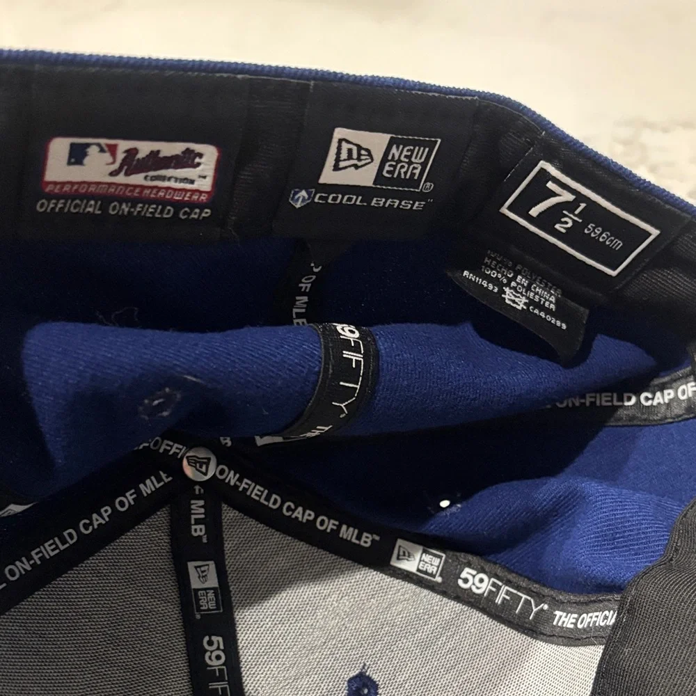 ⚾️ Texas Rangers Blue Baseball Cap with T Logo and Side Flag Patch ⚾️ - Picture 4 of 4